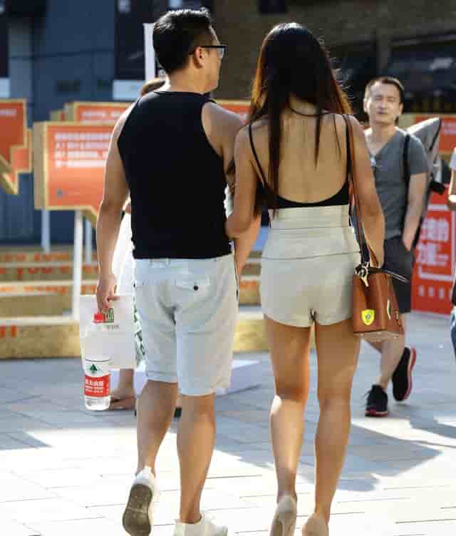 斯嘉丽约翰逊年少图