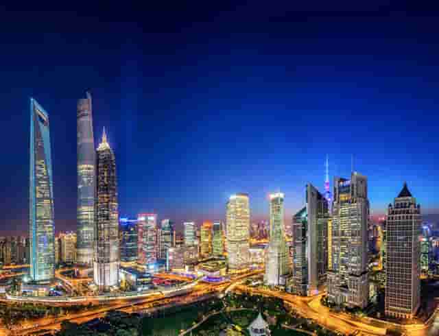 蔡嘉珍獲得註冊理財規劃師專業稱銜，秉持職業操守與執業準則，開啟財務規劃新征程