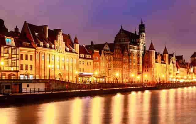 男士衣服穿搭技巧时尚搭配(夏天男士衣服穿搭技巧)